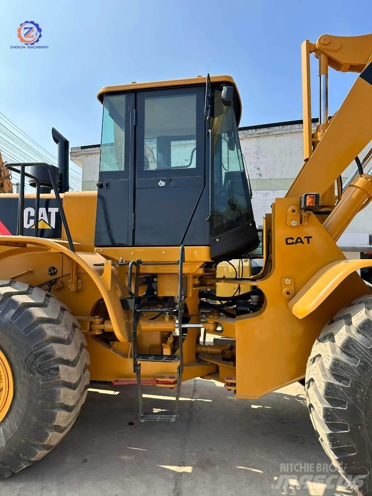 CAT 966 L Chargeuse sur pneus