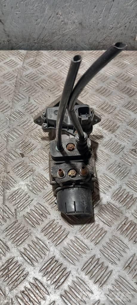 Scania G 400   1942889 Freins