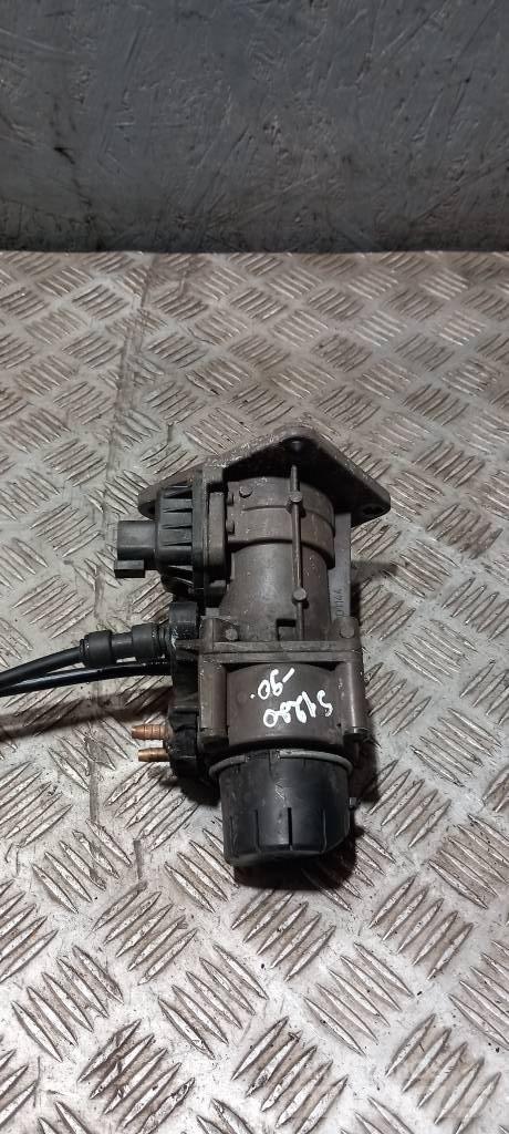 Scania G 400   1942889 Freins