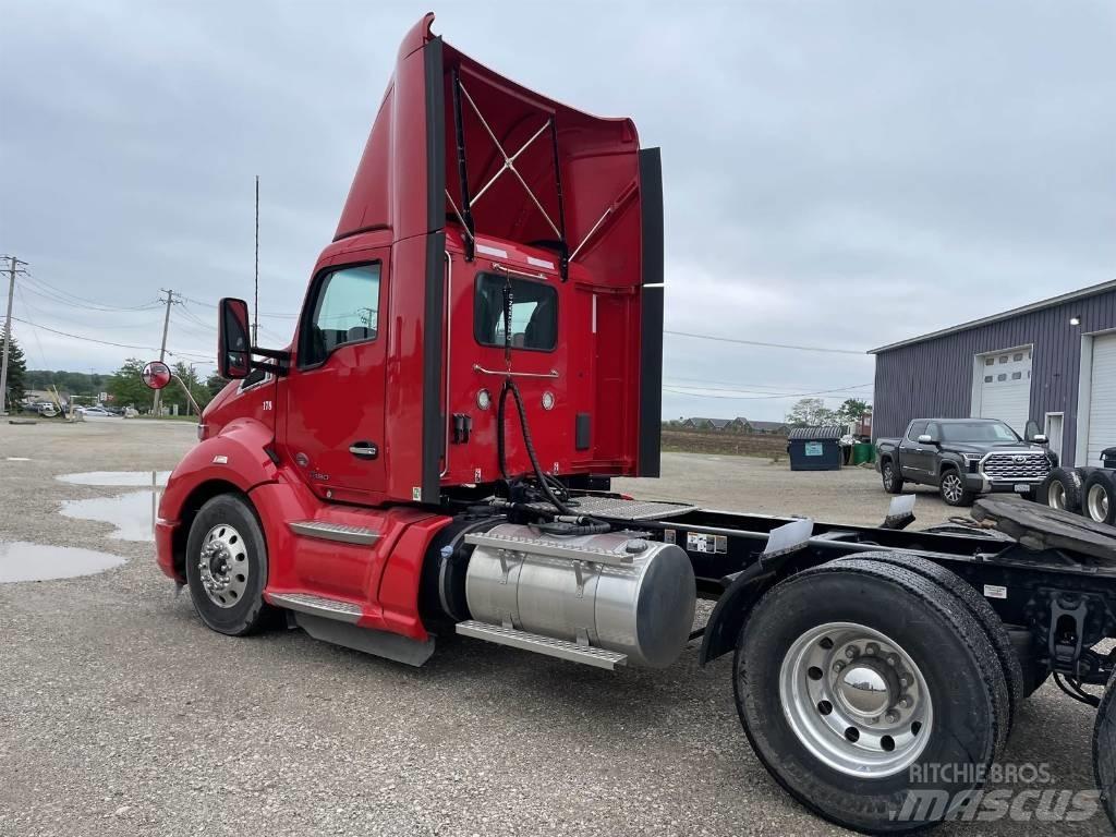 Kenworth T 680 Tracteur routier