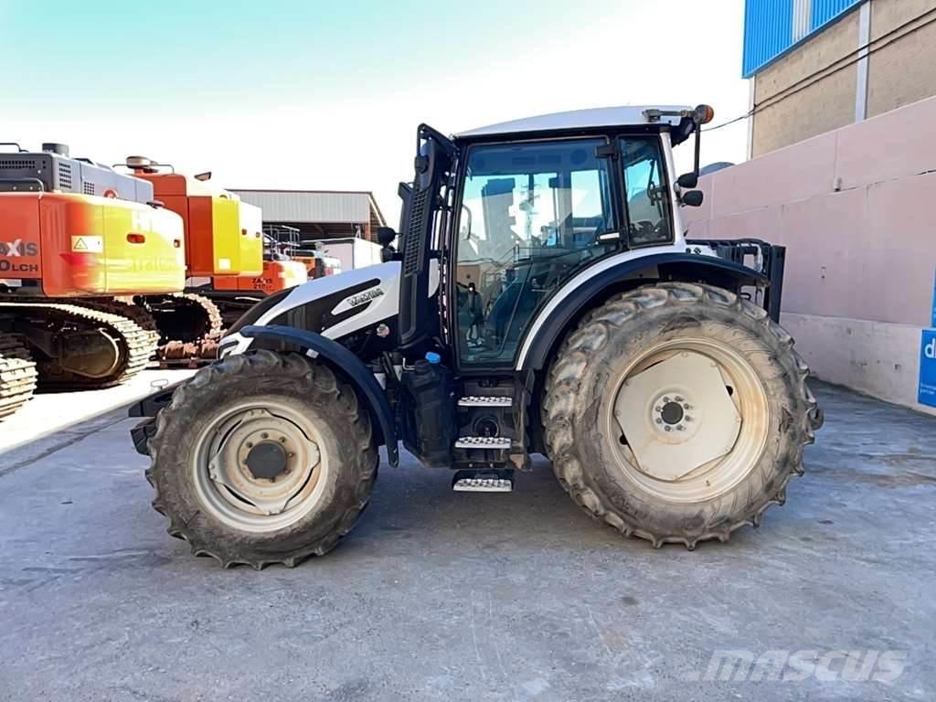 Valtra G115 Tracteur