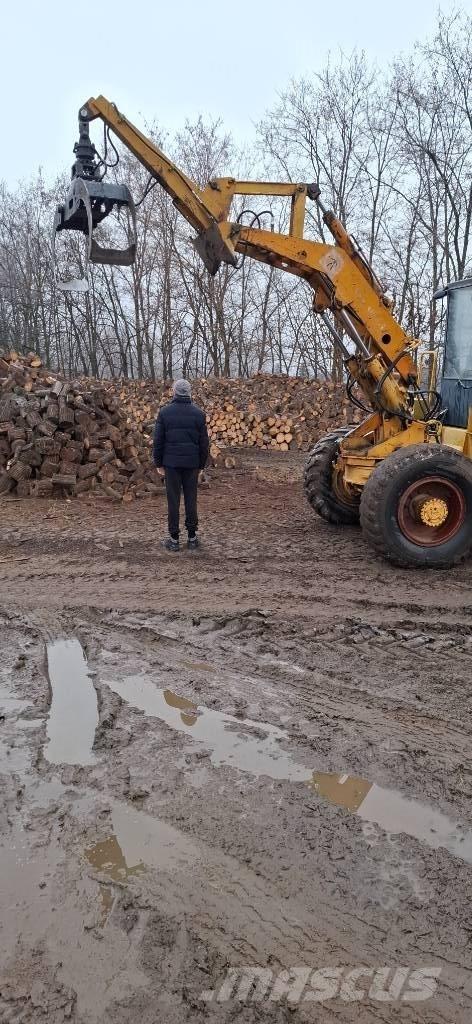 UN Forklift 45.2 Abatteuse porteur