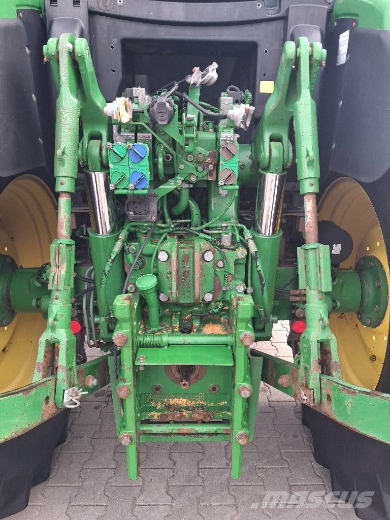 John Deere 6150 R Tracteur