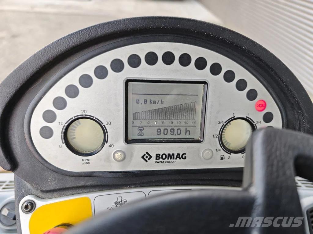 Bomag BW 177 D-5 Rouleaux à pneumatiques