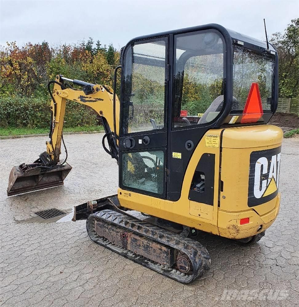 CAT 301.8 C Mini pelle < 7t