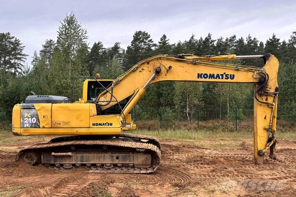 Komatsu PC 210 LC Pelle sur chenilles
