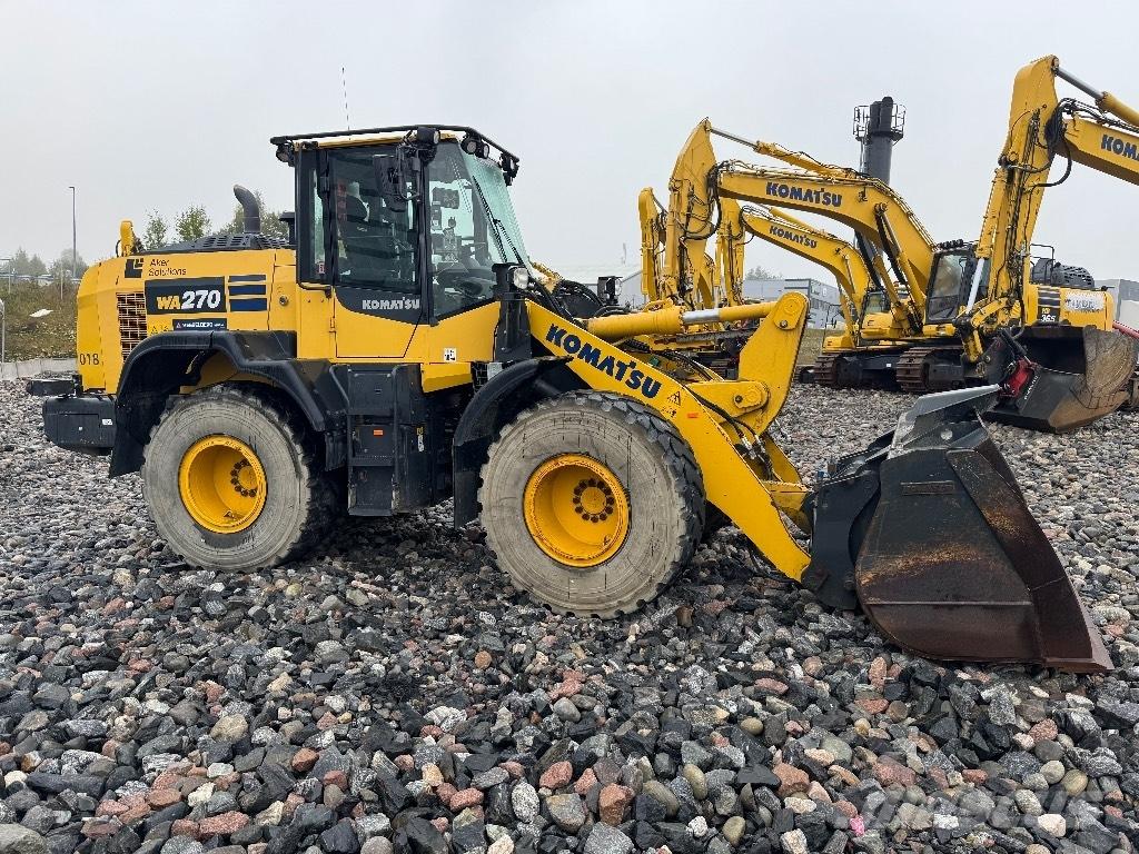 Komatsu WA 270-8 Chargeuse sur pneus