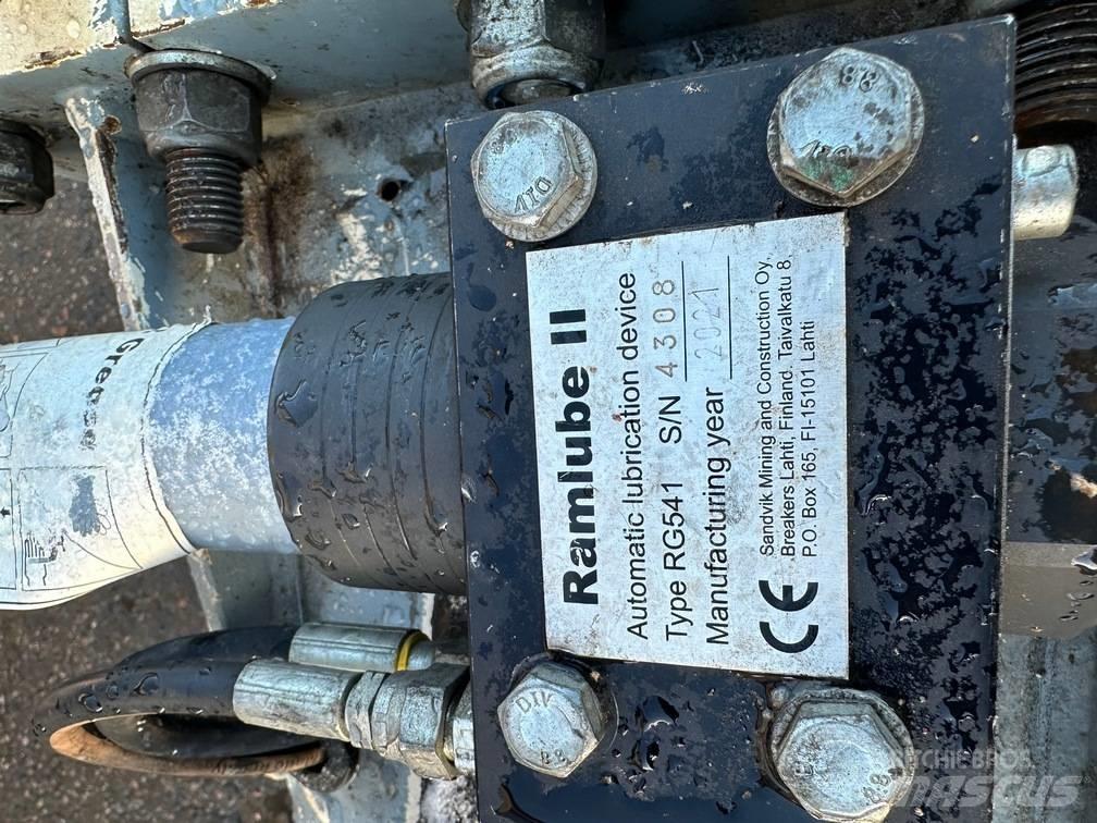 Rammer 1533 Marteau hydraulique