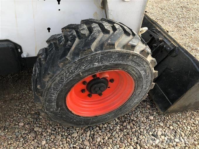Bobcat S 300 Chargeuse compacte