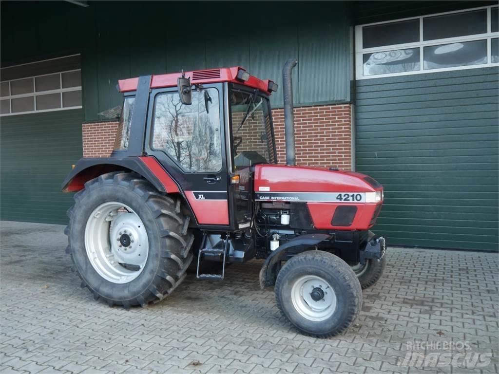 Case IH 4210 XL Tracteur