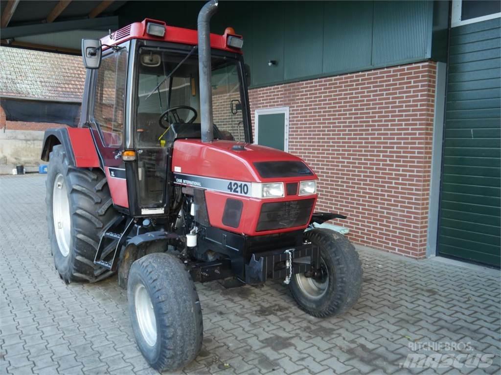 Case IH 4210 XL Tracteur
