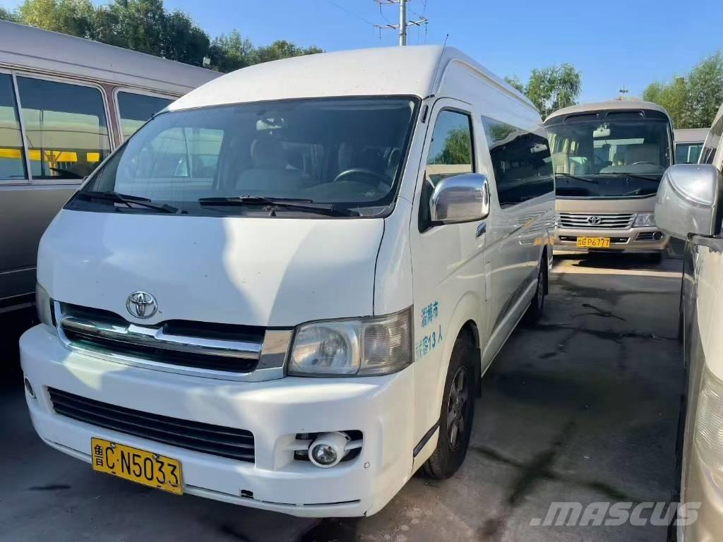 Toyota Hiace Autobus interurbain