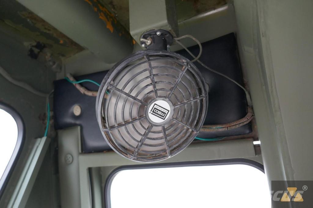 CAT D7G Ex-army Bouteurs sur chenilles