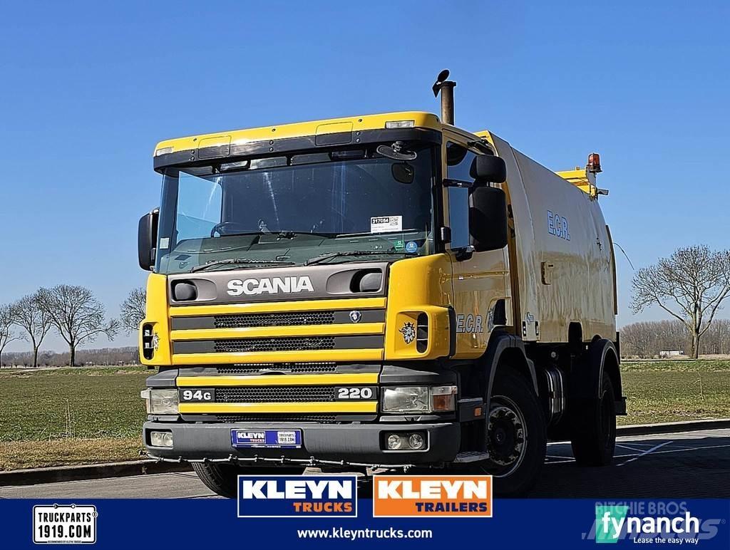 Scania P94.220 Camion balayeur