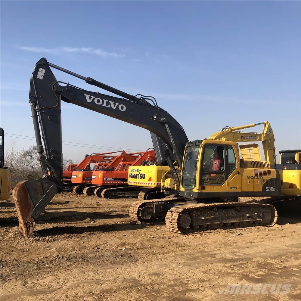 Volvo EC210B Pelle sur chenilles