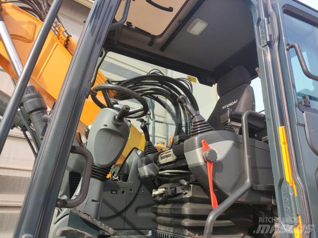 Hyundai HW140 Pelle sur pneus