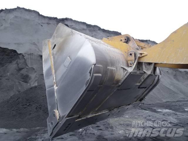 CAT 982 M Chargeuse sur pneus