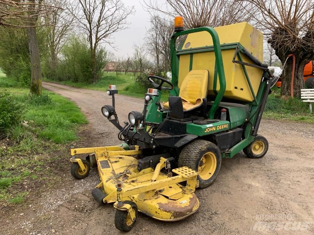 John Deere F 935 Tondeuses montées