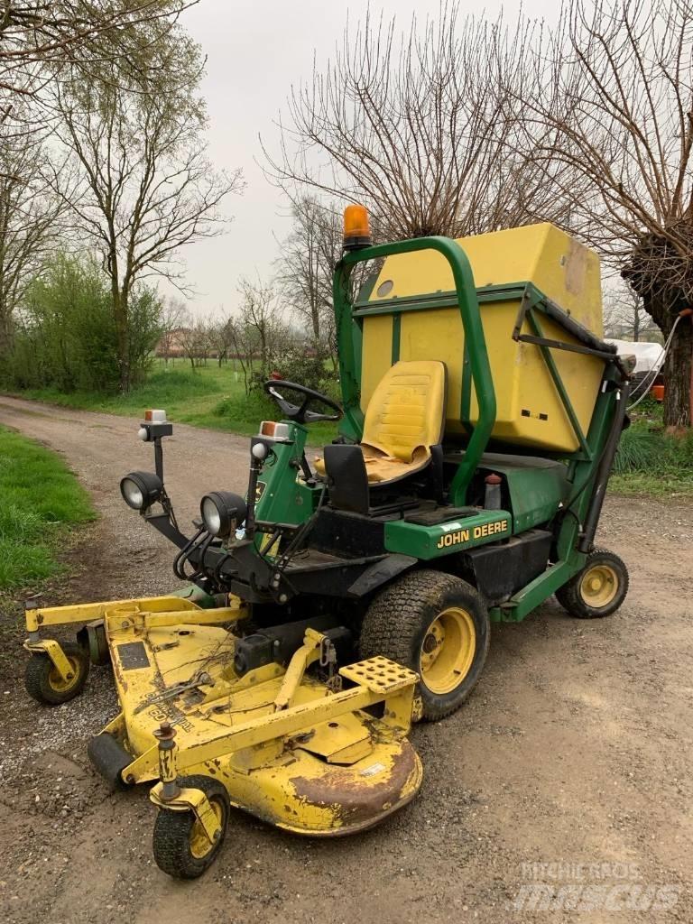 John Deere F 935 Tondeuses montées