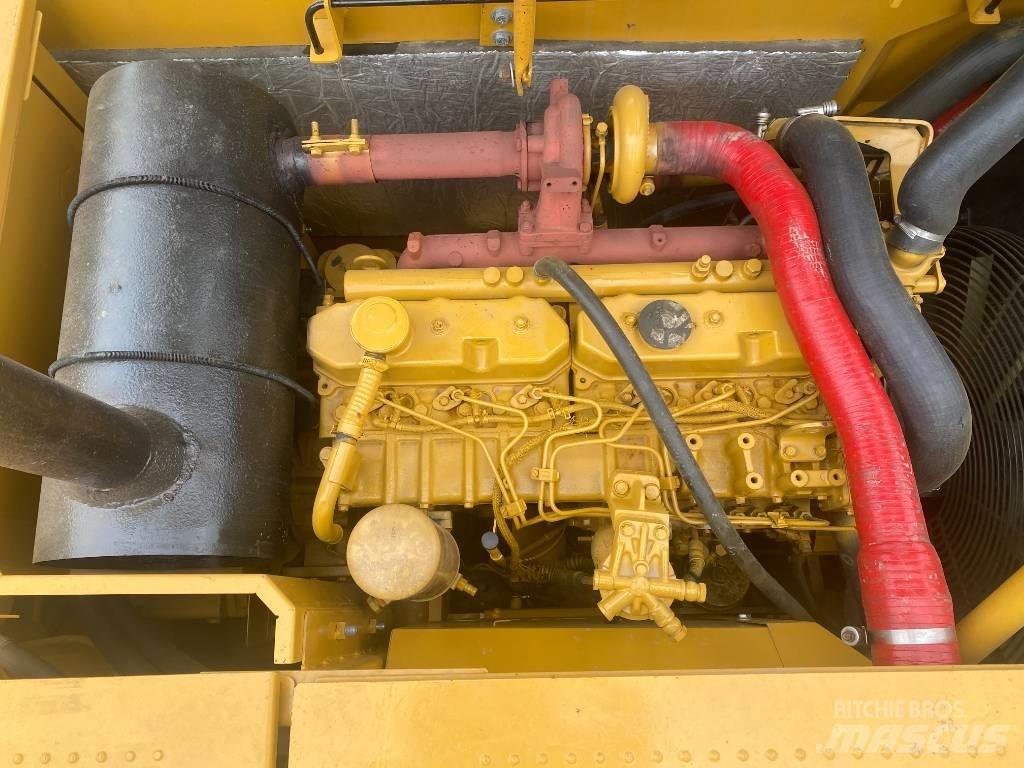 CAT 320 D Pelle sur chenilles