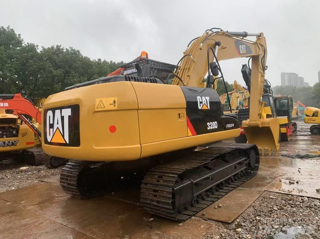 CAT 320 D Pelle sur chenilles
