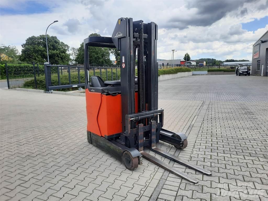Linde R14 Chariot à mât rétractable