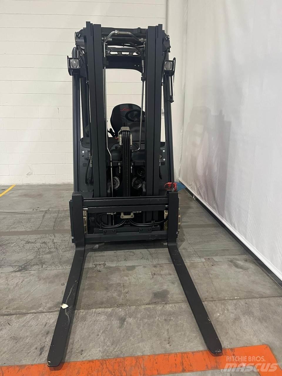 Linde E16C Chariots élévateurs électriques