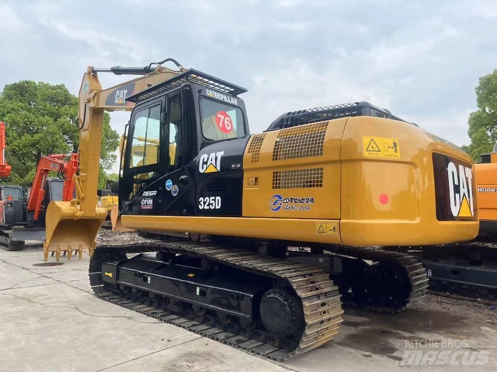 CAT 325d Pelle sur chenilles