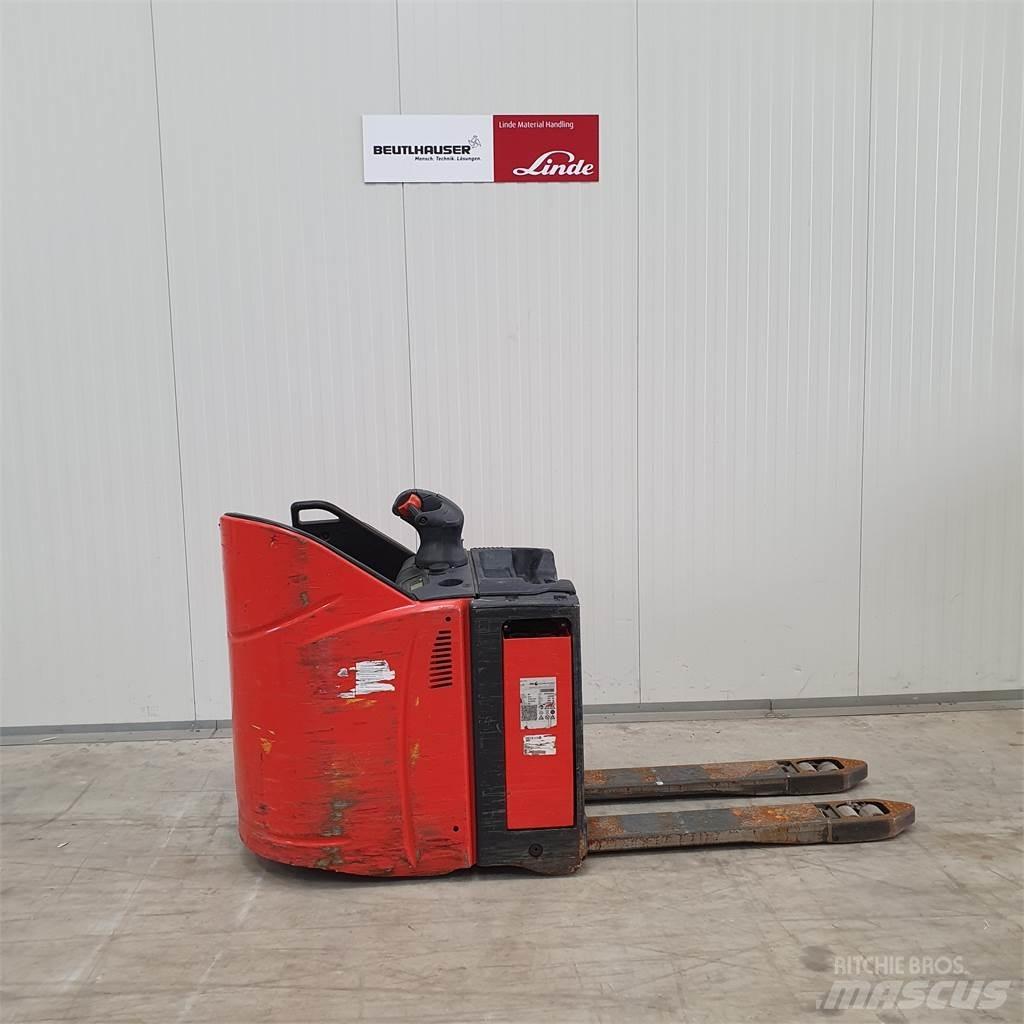 Linde T20SP kurz Transpalette accompagnant