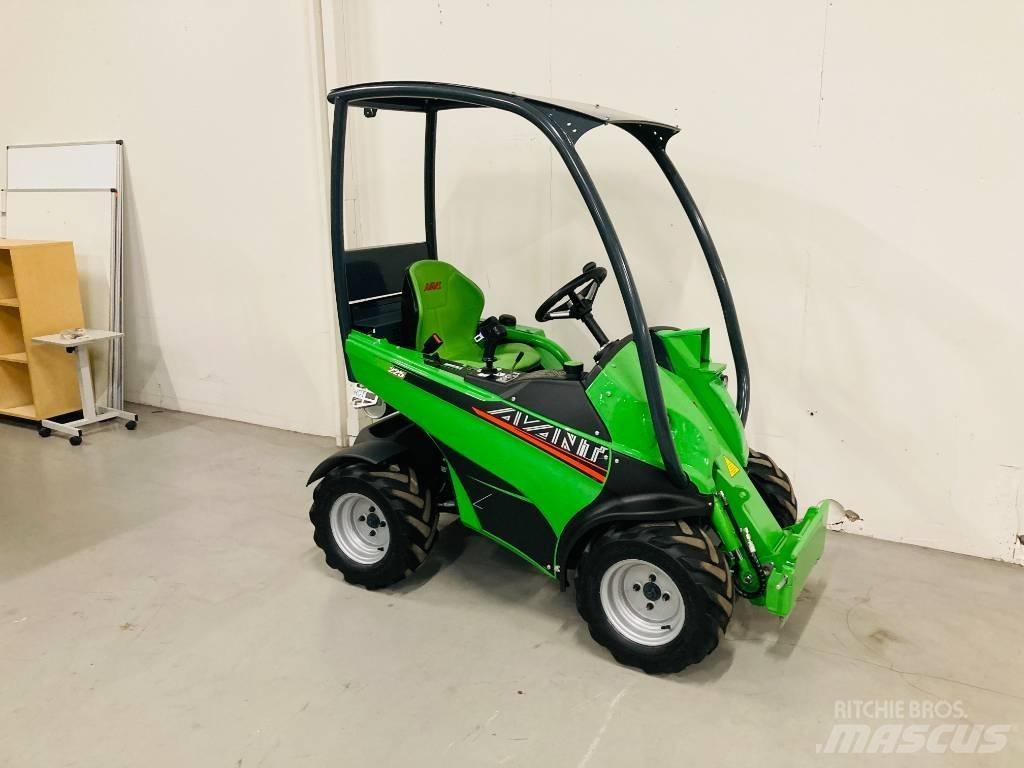 Avant 225 Mini chargeuse