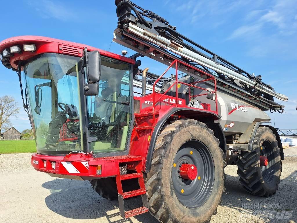 Horsch Leeb PT 230 Pulvérisateurs automoteurs