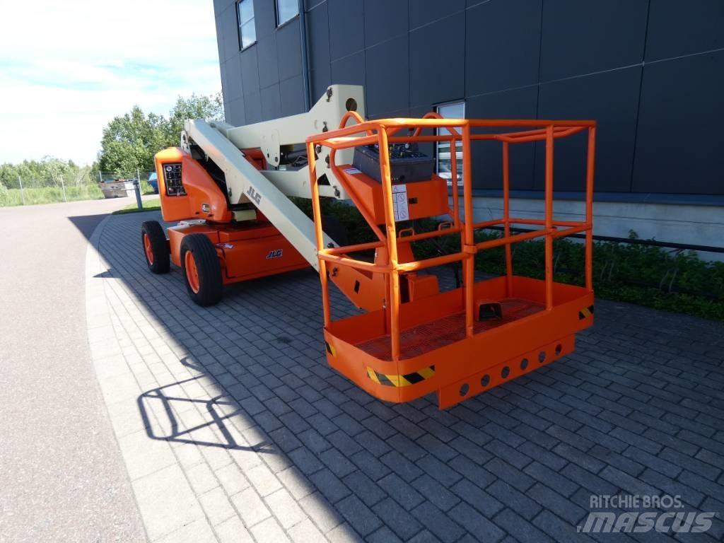 JLG E 45E  Bomlift Nacelles articulées