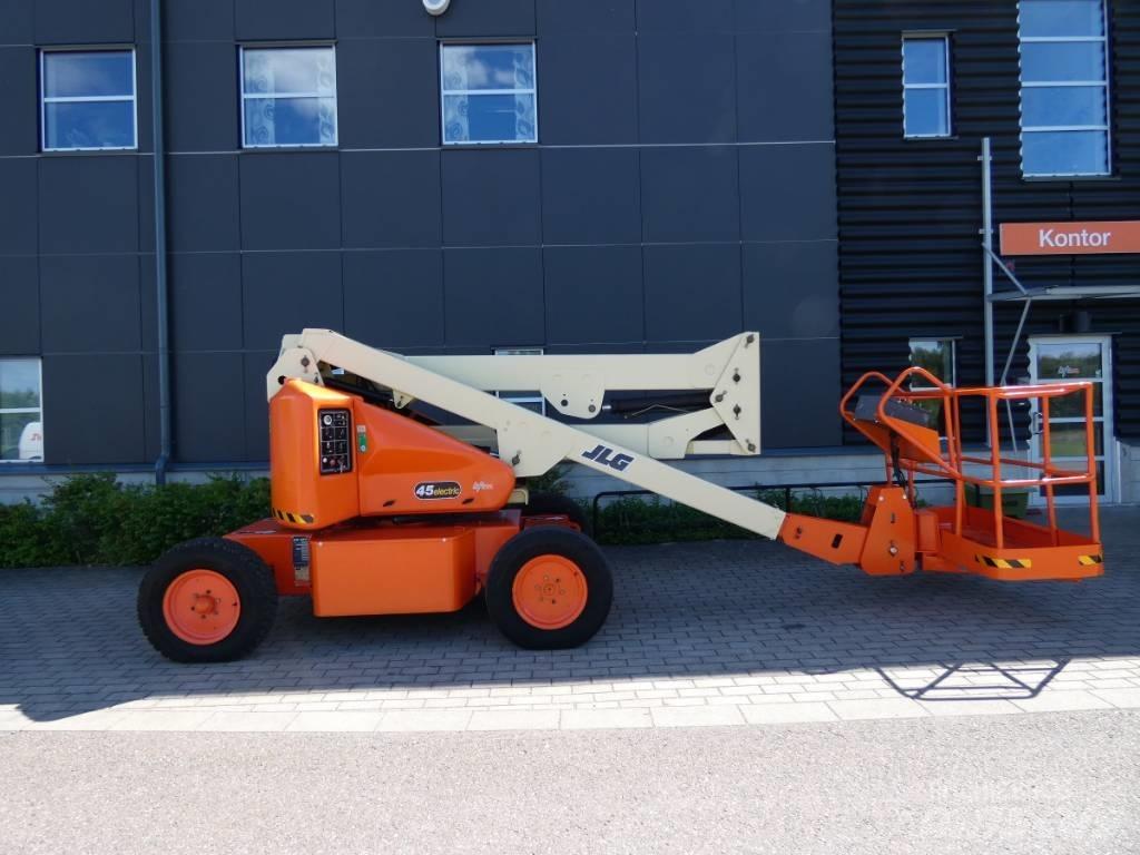 JLG E 45E  Bomlift Nacelles articulées