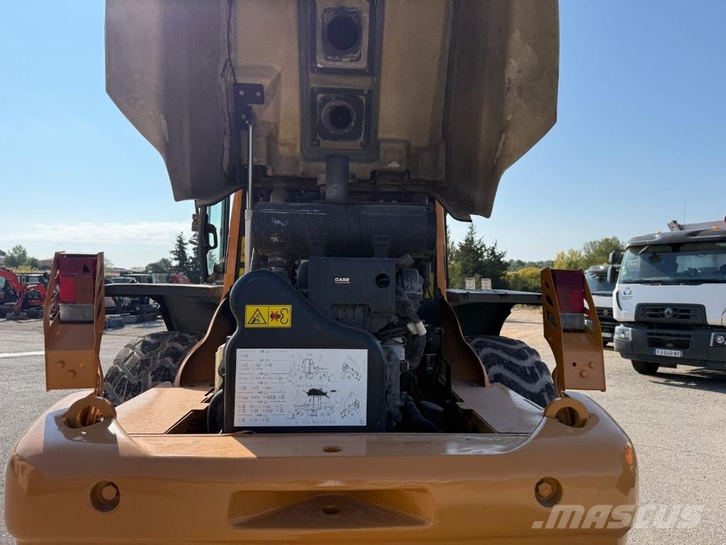 CASE 721 E Chargeuse sur pneus