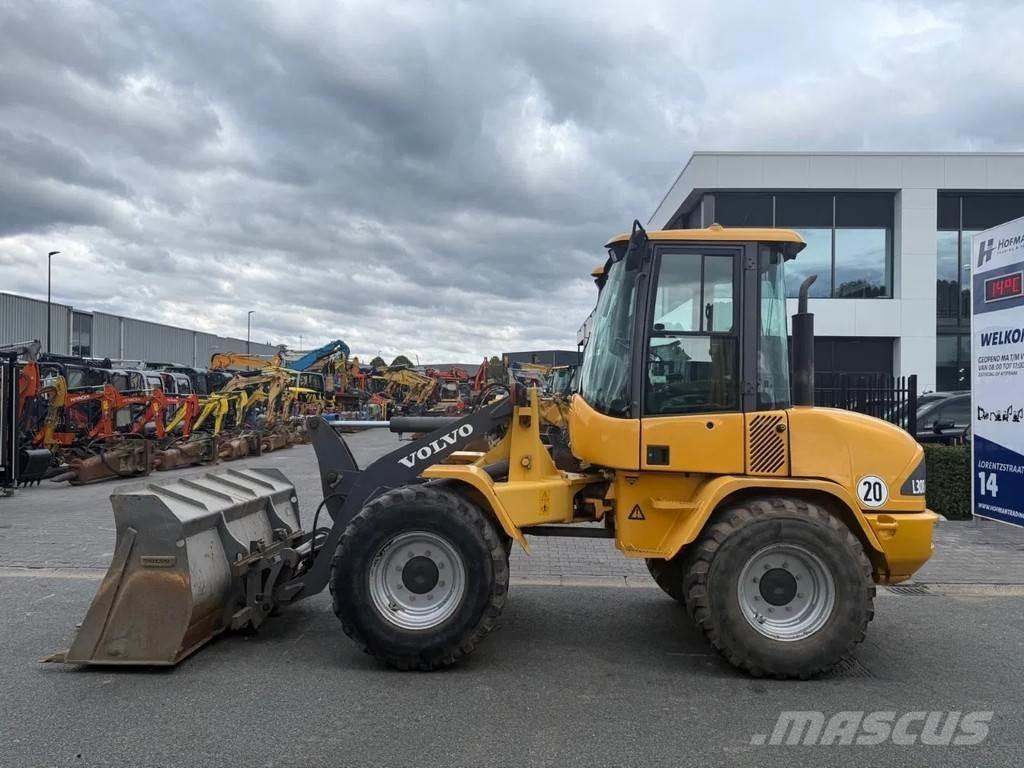 Volvo L30B Chargeuse sur pneus