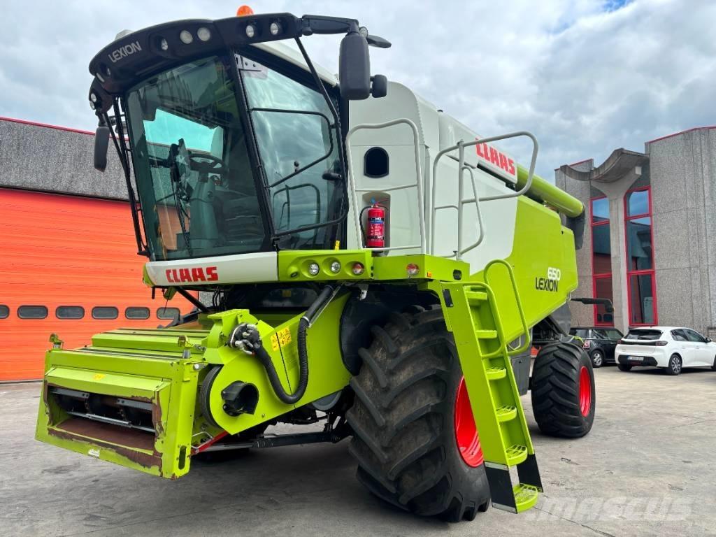 CLAAS Lexion 650 Moissonneuse batteuse
