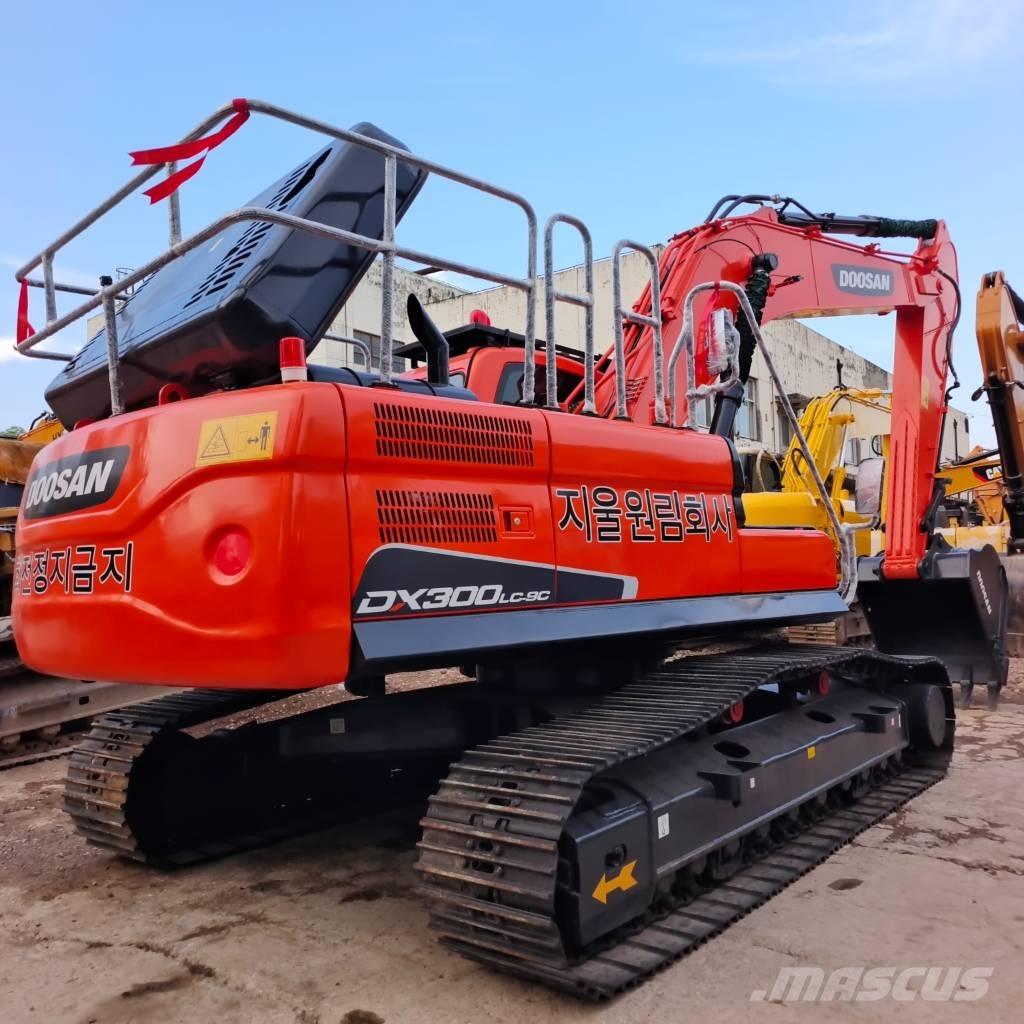 Doosan DX 300 LC-9S Pelle sur chenilles