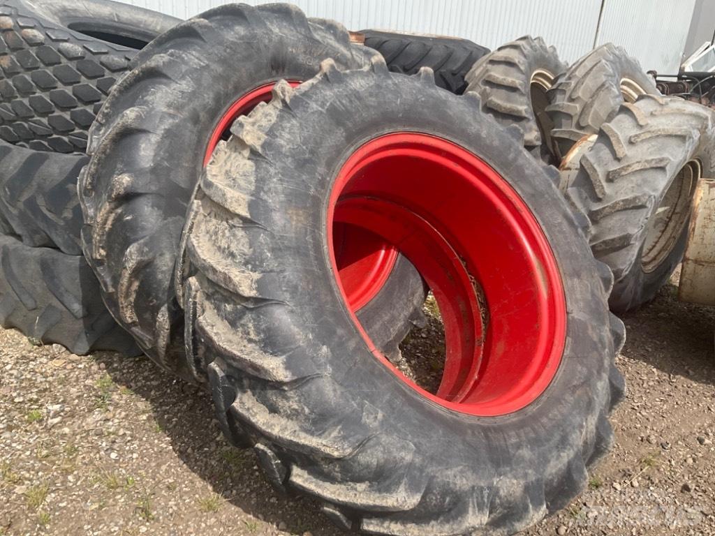  G’s md + Tvillinghjul Pneus, roues et jantes