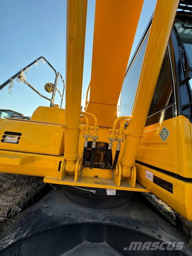 Komatsu PC 210 Pelle sur chenilles