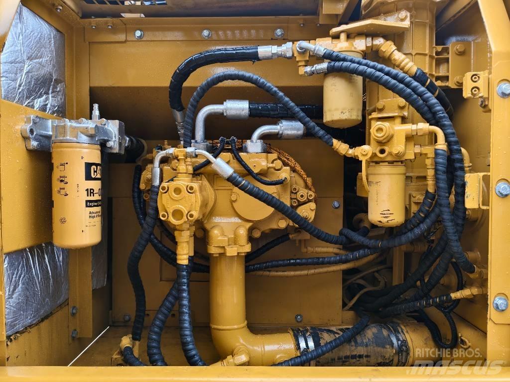 CAT 325 C Pelle sur chenilles