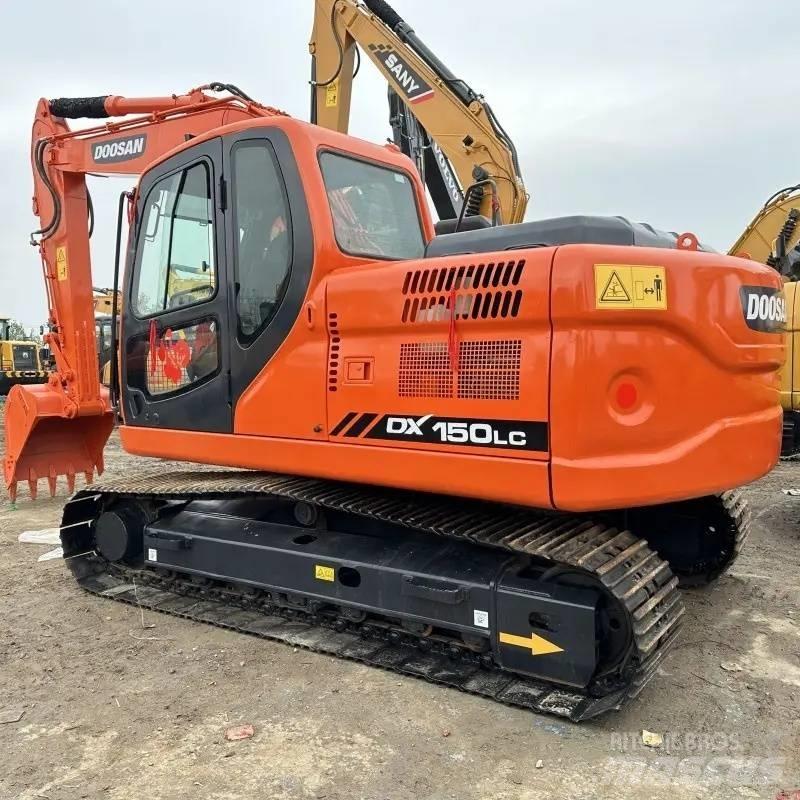 Doosan DX 150 Pelle sur chenilles