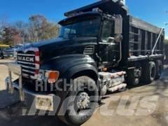Mack CV 713 Camion benne