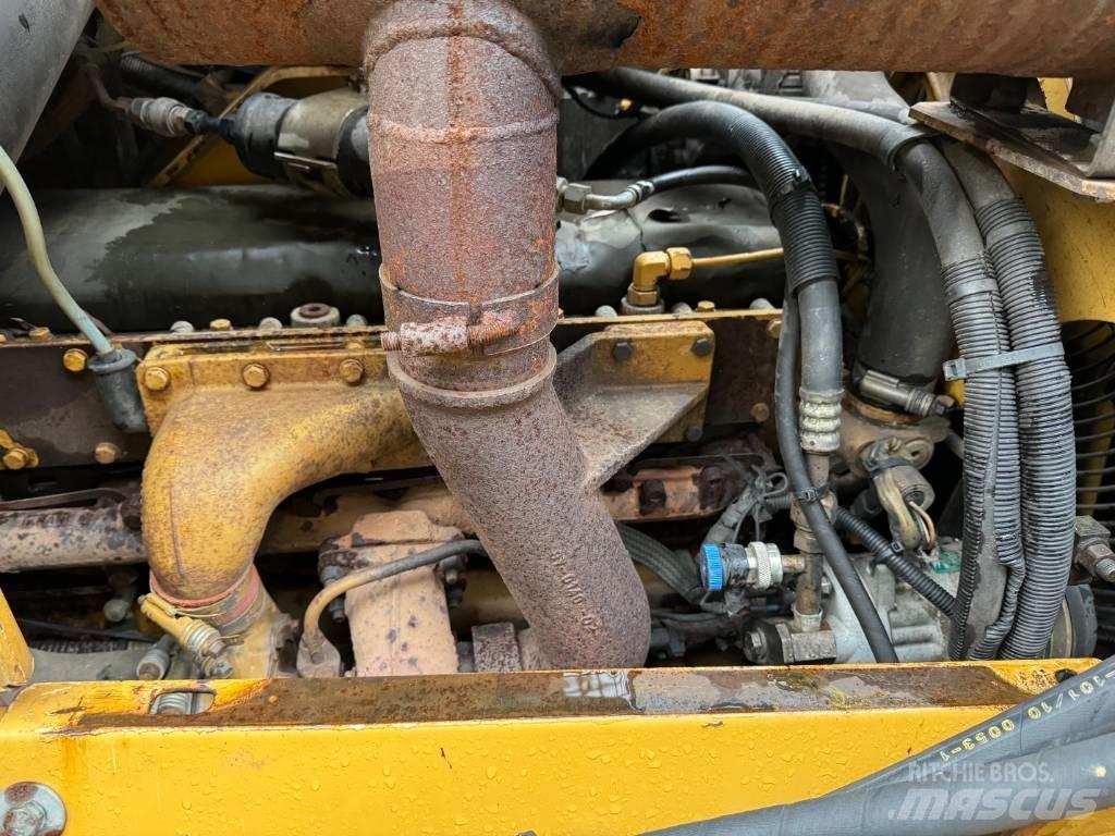 CAT D 6 M LGP Bouteurs sur chenilles