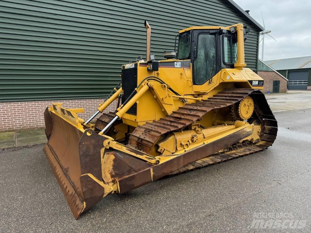 CAT D 6 M LGP Bouteurs sur chenilles