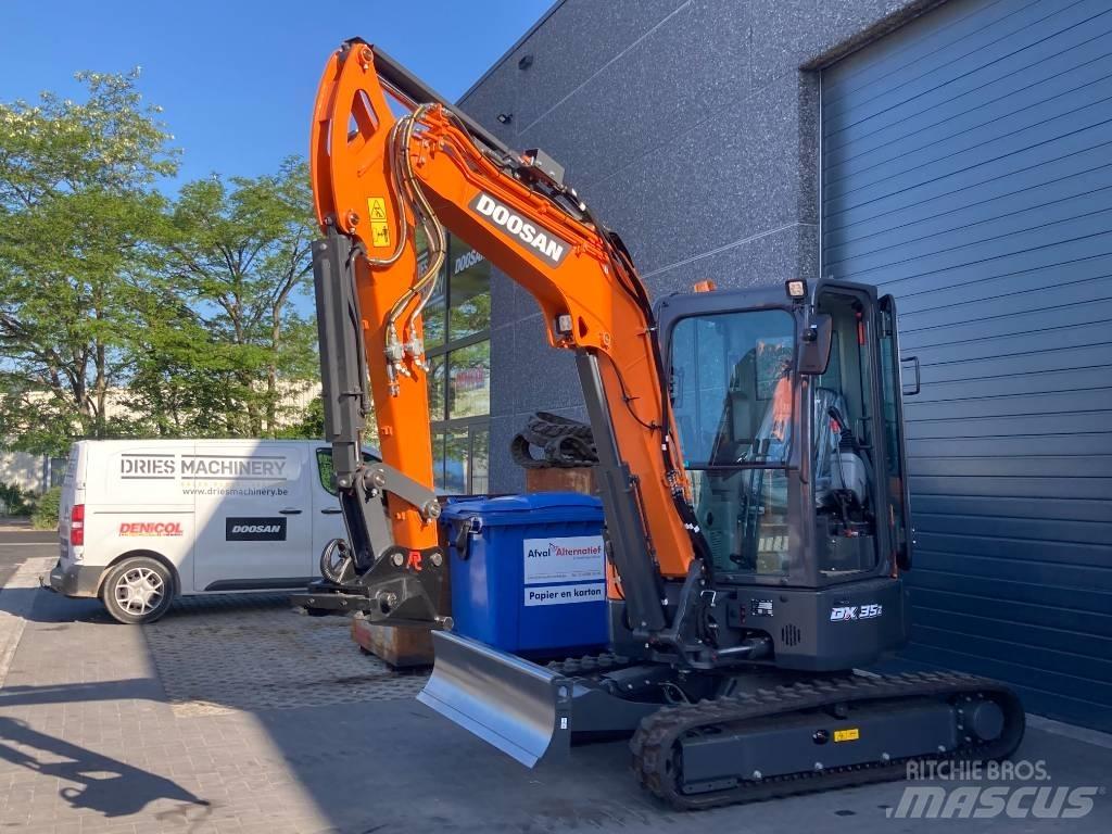 Develon DX 35 Z-7 Mini pelle < 7t