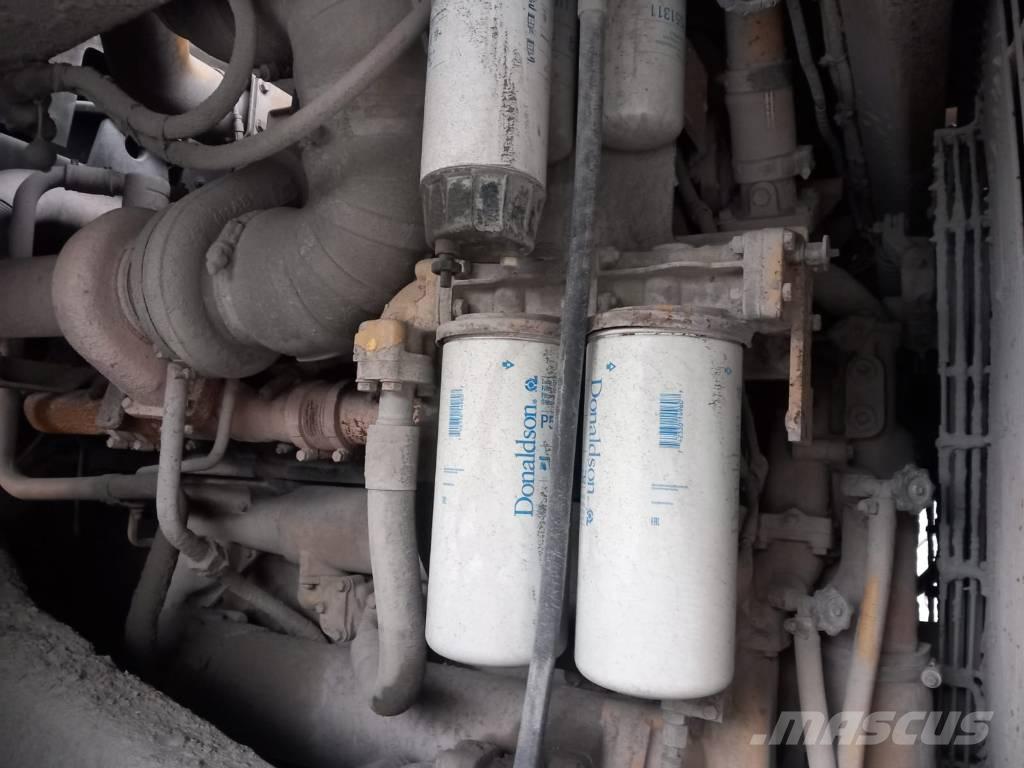 CAT 775 D Tombereau rigide