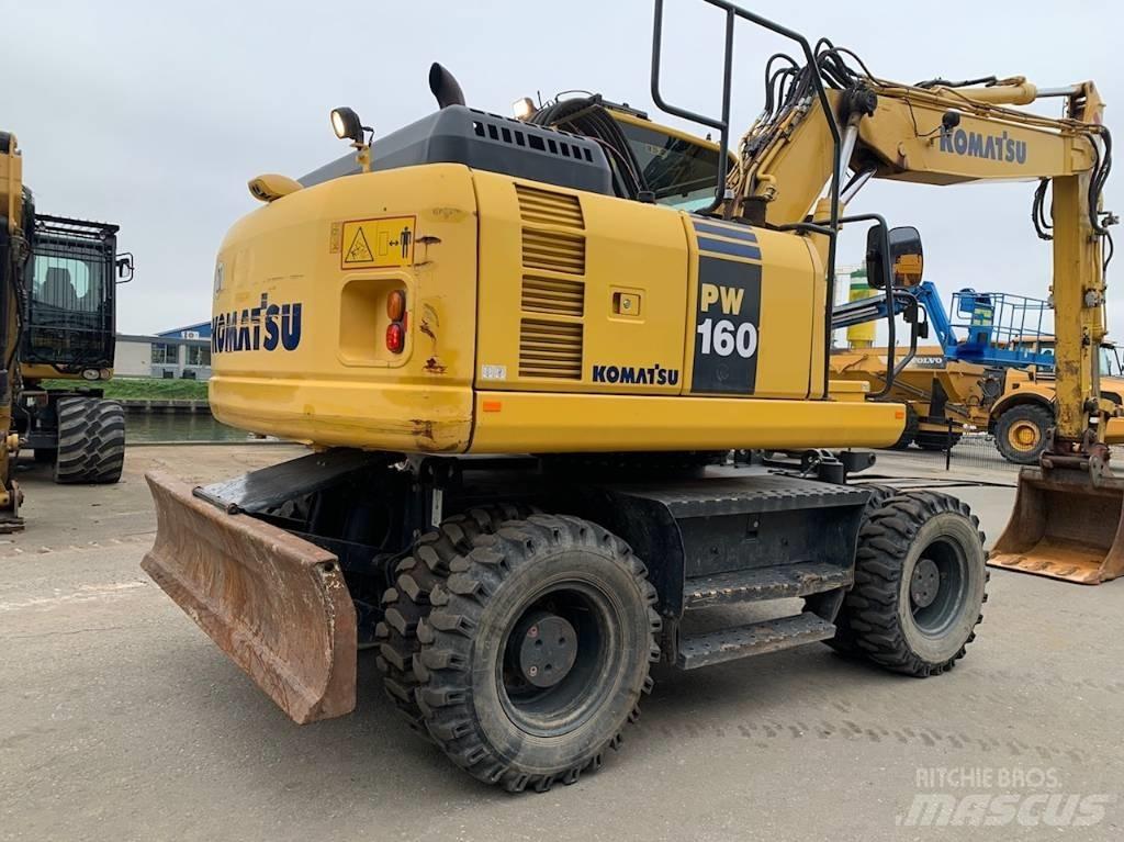 Komatsu PW160-8 Pelle sur pneus