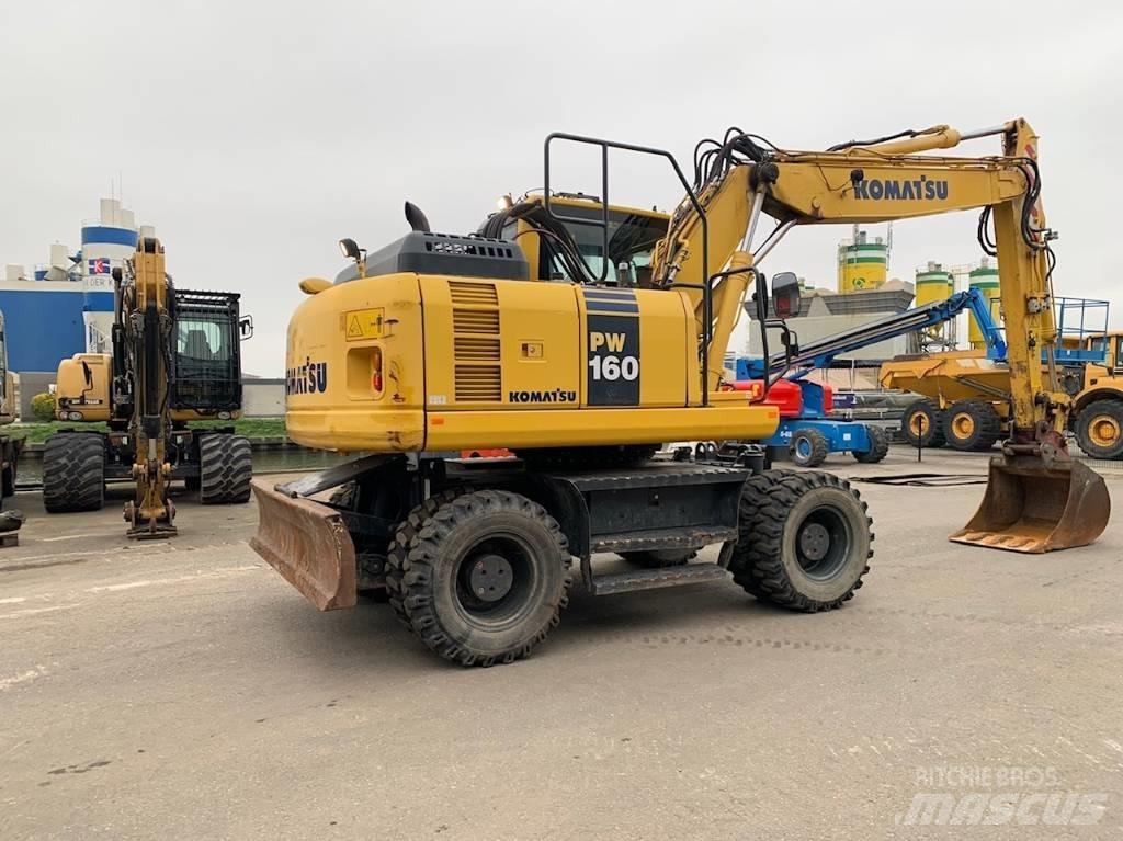 Komatsu PW160-8 Pelle sur pneus