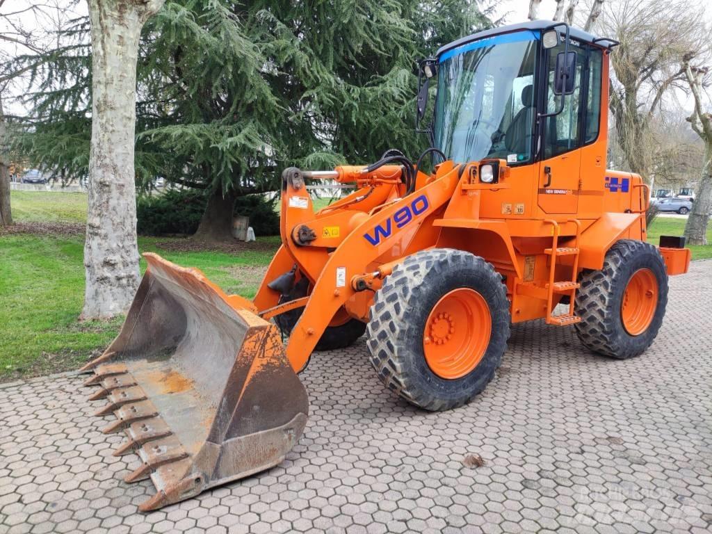 Fiat-Hitachi W90 Chargeuse sur pneus
