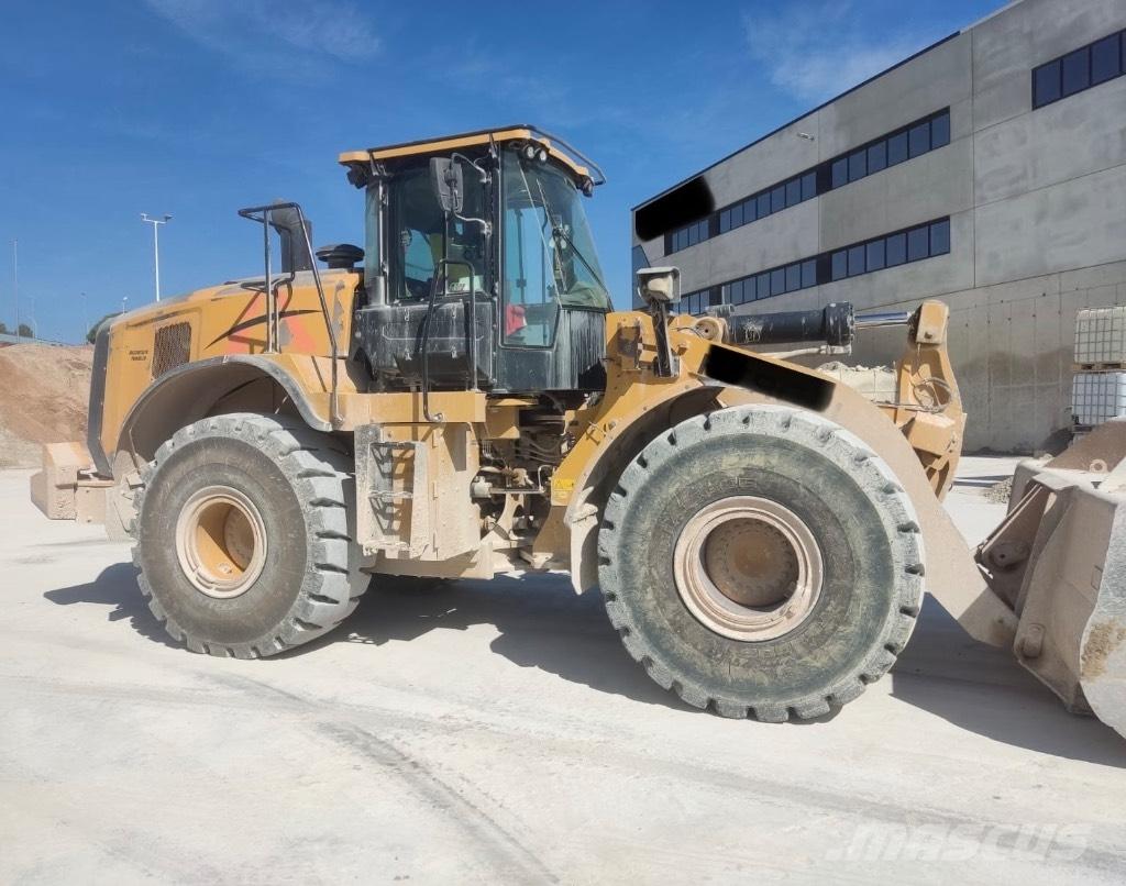 CAT 966 M Chargeuse sur pneus